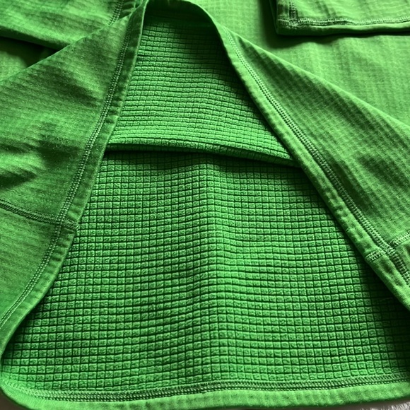 Patagonia Men's R1 Fleece Pullover Lime Bright Green 1/2 Zip Waffle - Picture 5 of 8